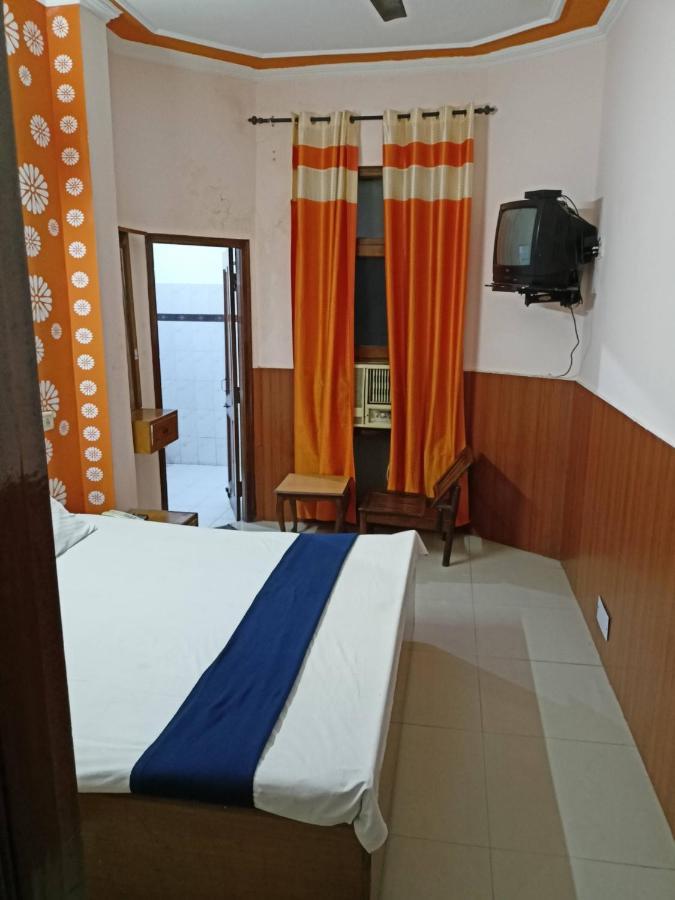 Sunrise Hotel Jalandhar Esterno foto