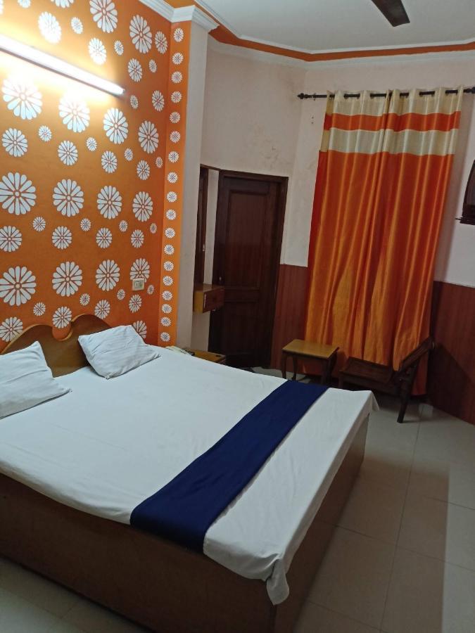 Sunrise Hotel Jalandhar Esterno foto