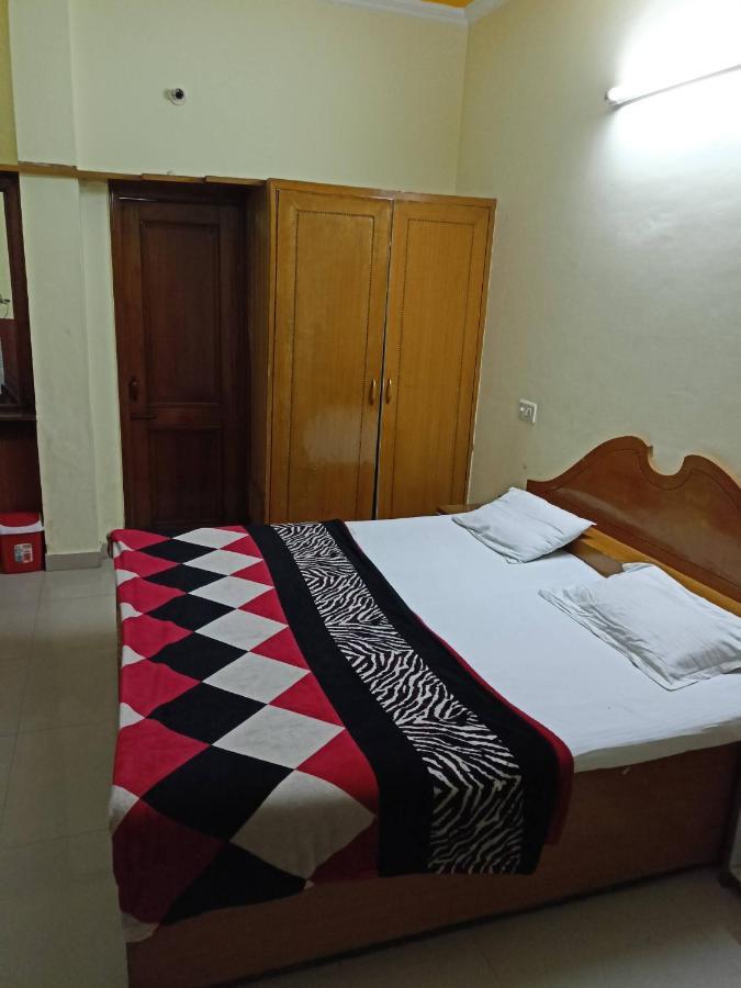 Sunrise Hotel Jalandhar Esterno foto